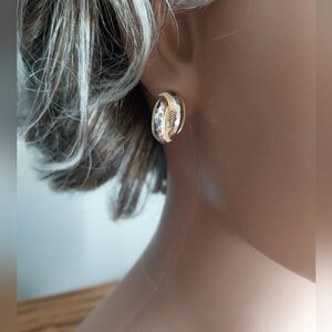 Elegant 14k Gold Earrings IBB